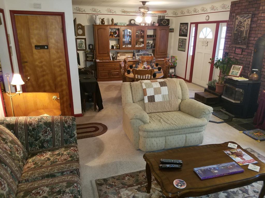 Kountry Living Bed And Breakfast Oneonta Kültér fotó